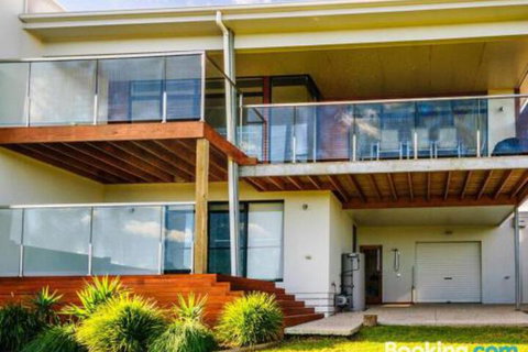 Villa Isola - Darwin Tourism 3