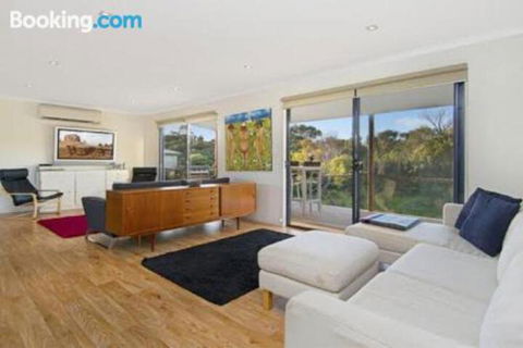 A One One Two At Island Beach - Darwin Tourism 3