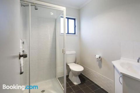 A One One Two At Island Beach - Darwin Tourism 6