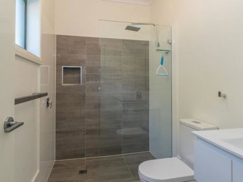 COASTLINE Boat Harbour Gerringong 4pm Check Out Sundays - Darwin Tourism 2