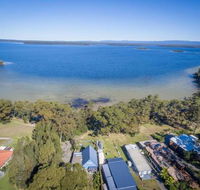SORRENTO LAKESIDE Sanctuary Point 4pm check out Sundays - Darwin Tourism