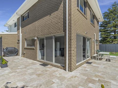 SEA MIST Gerringong 4pm Check Out Sundays - Darwin Tourism 6