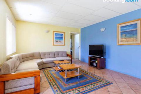 Perrumba Street Cottage - Darwin Tourism 6