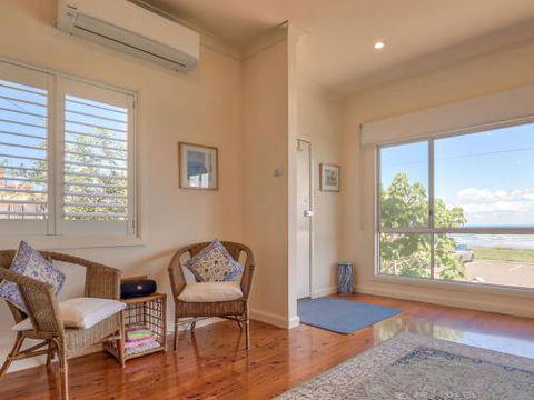 FRESHWATER Gerroa 4pm Check Out Sundays - Darwin Tourism 6