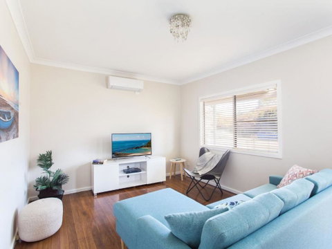 Cottage On Bruce - Darwin Tourism 4