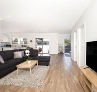 Callies Retreat I Pet Friendly I 3 Min Walk to Beach - Darwin Tourism