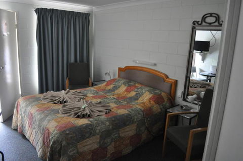 Bungalow Motel - Darwin Tourism 4