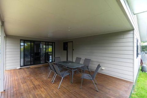 34 Ash Avenue Sandy Point - Darwin Tourism 2