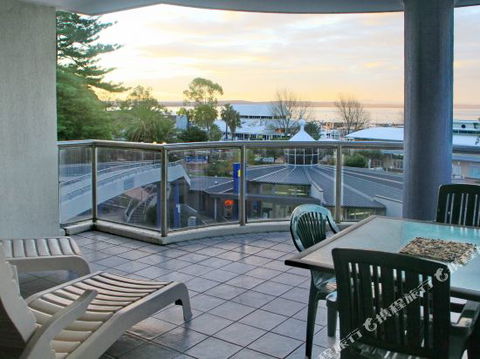 Nelson Towers Unit 8 / 71 Victoria Parade - Darwin Tourism 1
