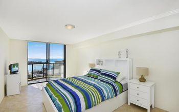 Atlantis Apartment Views For Days - Darwin Tourism 6