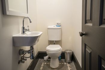 Hill End Historic Cottages - Darwin Tourism 1