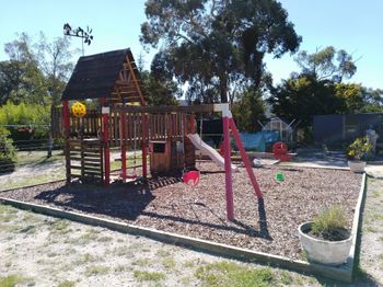 Big Tiny The Whispers - Darwin Tourism 6