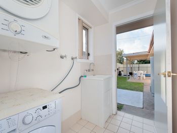 Seaclusion 2 2 Margaret Street - Darwin Tourism 5