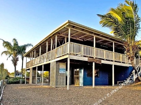 1770 Beach Accommodation Elliot Lodge - Darwin Tourism 6