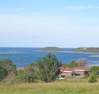 Water View House at Orient Point - Darwin Tourism