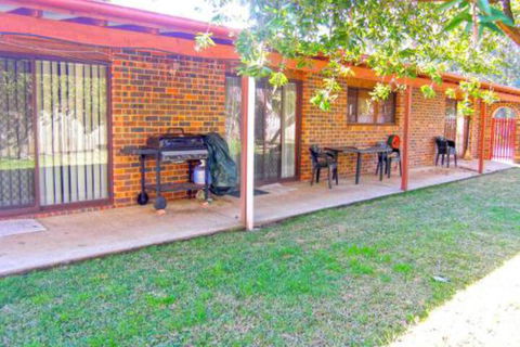 The Happy Shack At Callala Bay - Darwin Tourism 3