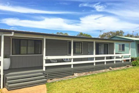 The Relax Shack At Culburra Beach Sleeps 7 - Darwin Tourism 0