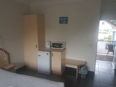 Jopen Cafe & Motel - Darwin Tourism 3