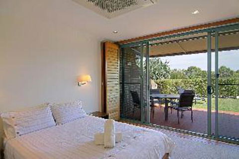 A PERFECT STAY 3 James Cook Apartments - Darwin Tourism 5