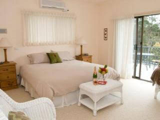 Batemans Bay Manor - Darwin Tourism 0