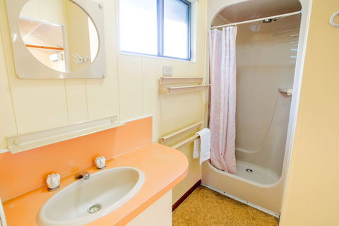 Tasman Holiday Parks - Hervey Bay - Darwin Tourism 5