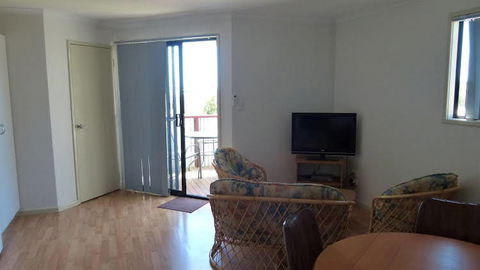 Dawesville Caravan Park & Holiday Village - Darwin Tourism 0