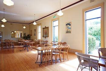 Whitehall Guesthouse Sorrento - Darwin Tourism 2