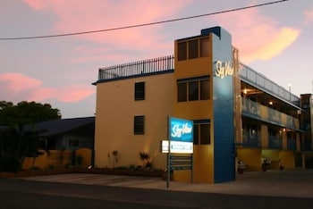 Sky View Units - Darwin Tourism 4