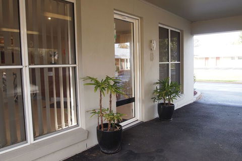 Alexander Cameron Suites - Darwin Tourism 6