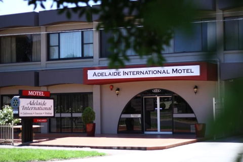 Adelaide International Motel - Darwin Tourism 0