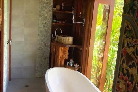 Silk Pavilions Glamping - Darwin Tourism 3