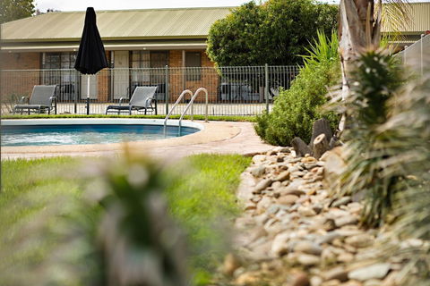 Statesman Motor Inn - Darwin Tourism 3