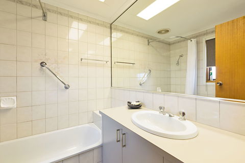 Statesman Motor Inn - Darwin Tourism 5