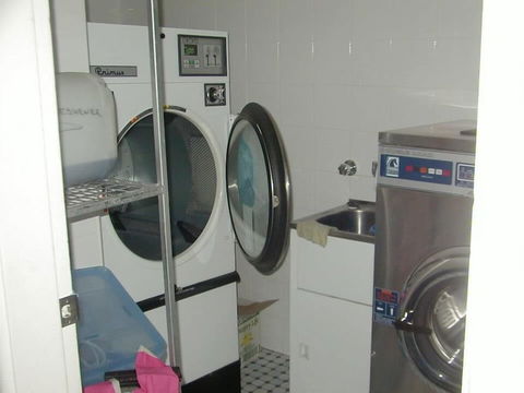 Sinclairs City Hostel - Darwin Tourism 2