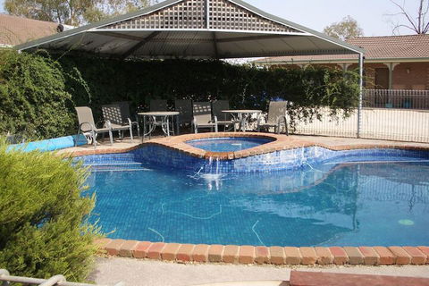Arcadia Motor Inn - Darwin Tourism 6