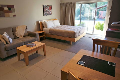 A Must At Coonawarra - Darwin Tourism 6