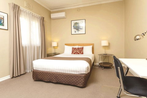 Globe Apartments - Darwin Tourism 5