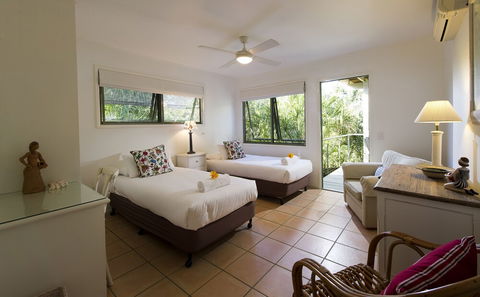 The Retreat Beach Houses - Darwin Tourism 5