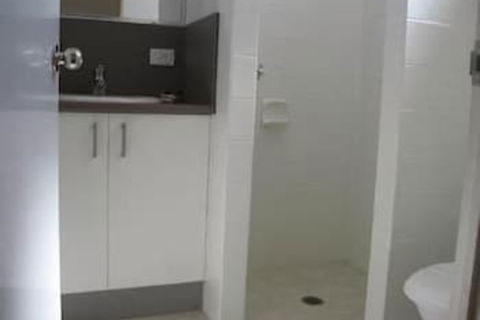 Nambour Lodge Motel - Darwin Tourism 7