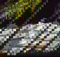 Golden Sands Beachfront Apartment Resort - Darwin Tourism