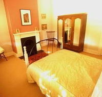 Cromwell House - Darwin Tourism