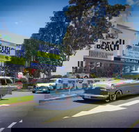 Alex Beach Cabins - Darwin Tourism