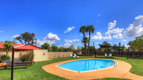 Motel Meneres - Darwin Tourism 1