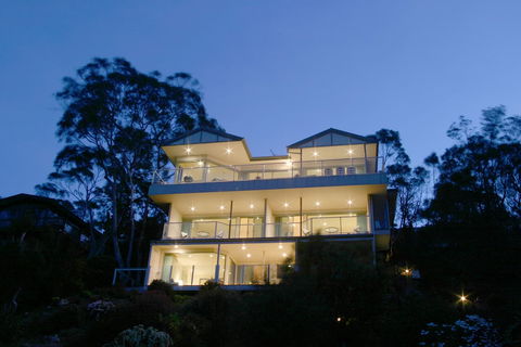 Arthurs Views - Darwin Tourism 1