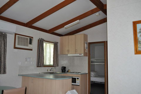 Amaze N Things Holiday Park & Motel - Darwin Tourism 6