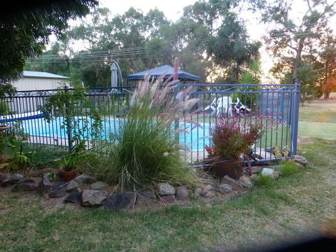 Golfers Retreat Motel - Darwin Tourism 3
