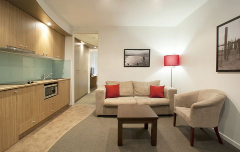 The Waves Apartments - Darwin Tourism 6