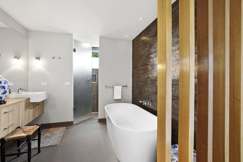 Bilsons Landing East - Darwin Tourism 5