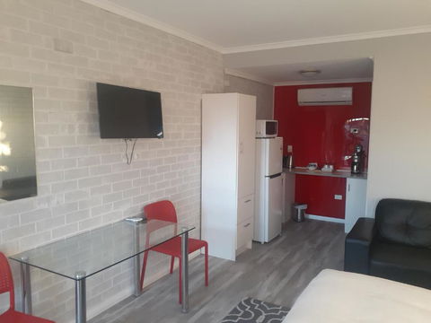 Wentworth Club Motel - Darwin Tourism 5