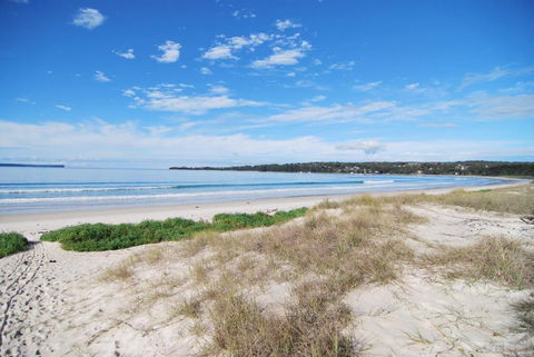 Jervis Bay Waterfront - Darwin Tourism 6